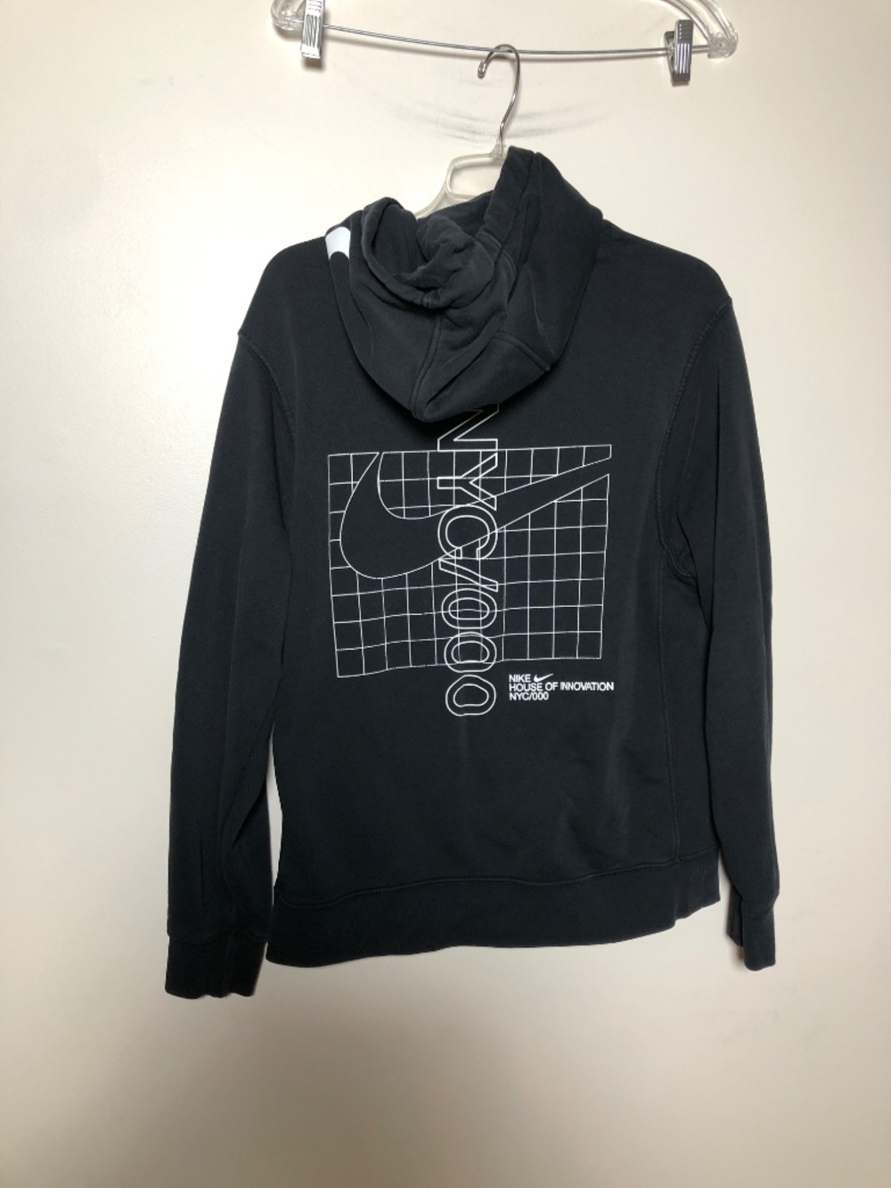 Nike House Of Innovation NYC Exclusive Hoodie - Picture 9 of 9